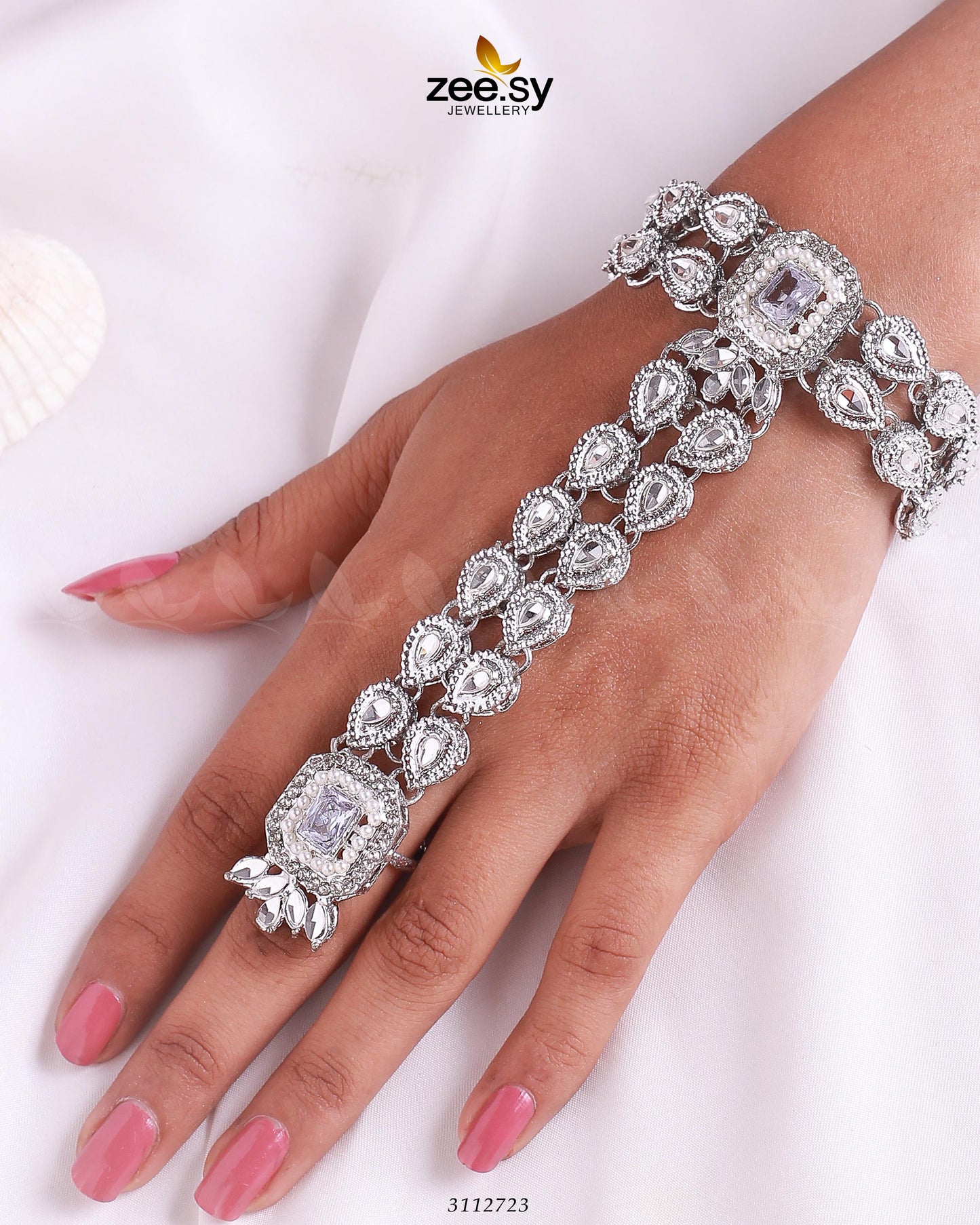 Exuberant Anja Bracelet - Libasekhas
