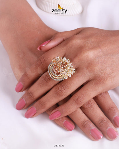 Zoya's Ring - Libasekhas