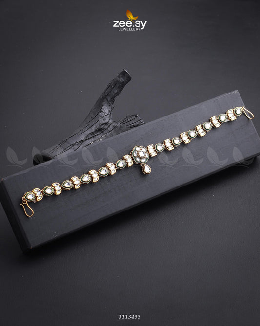 Sara Khan Matha Pati - Libasekhas