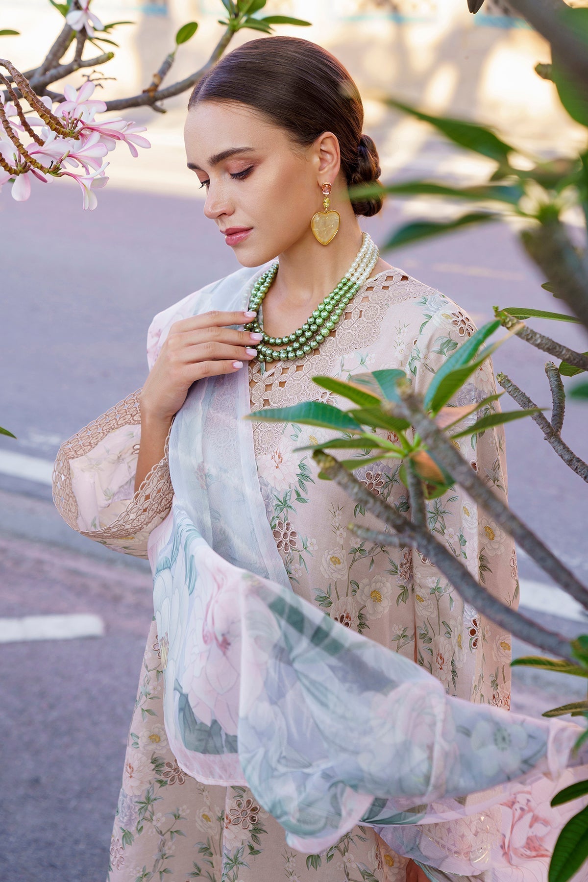 Baroque | Embroidered Lawn | SF-591