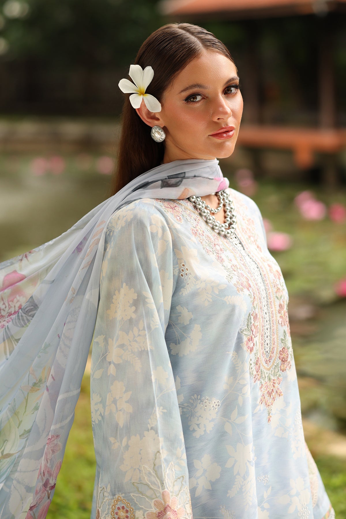 Baroque | Embroidered Lawn | SF-4250
