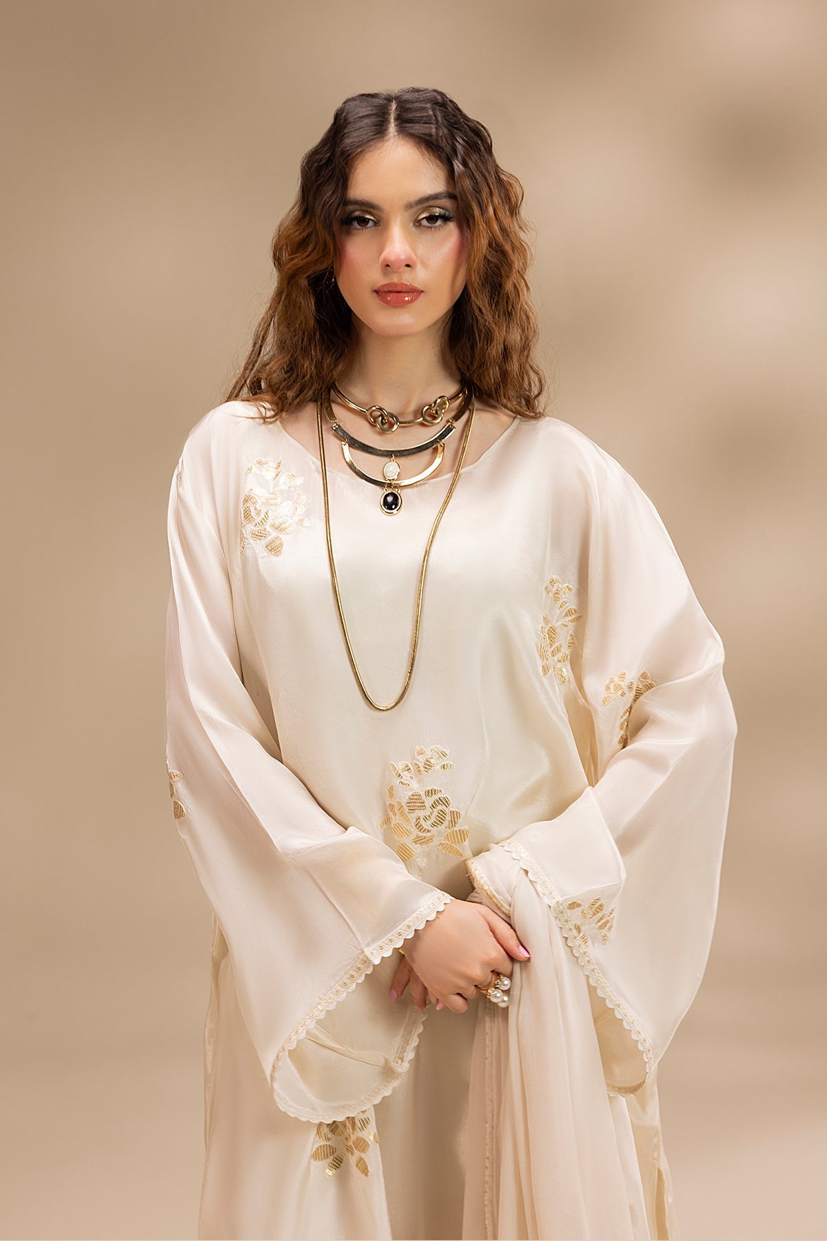 Erum Khan | Lillia Summer Edit | Moon Pearl