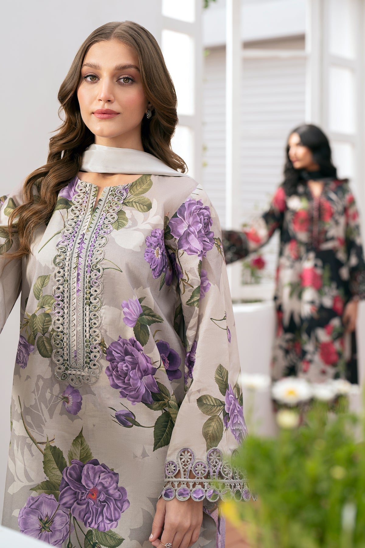 Baroque | Embroidered Lawn | SF-532