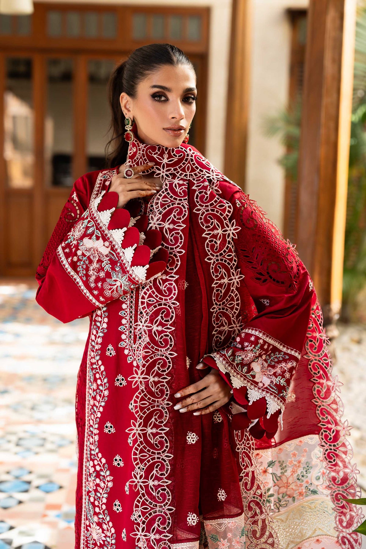 Akbar Aslam | Pret Lawn | Noeva