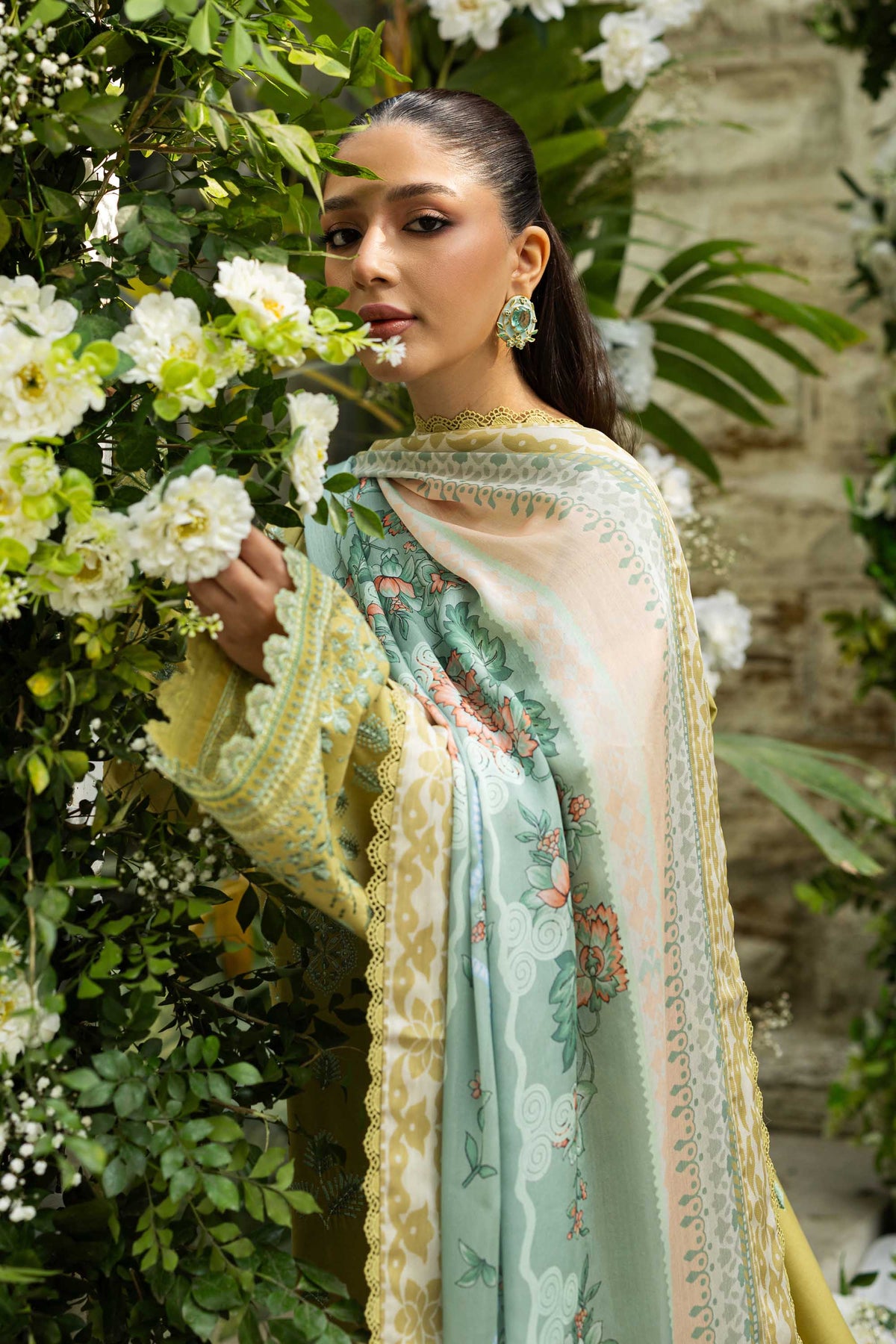 Akbar Aslam | Pret Lawn | Elysia