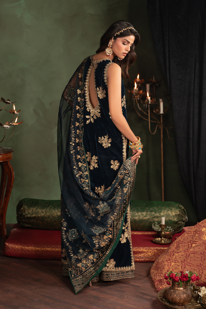 Iznik | Velvet 25 | IV-51 Embroidered Velvet