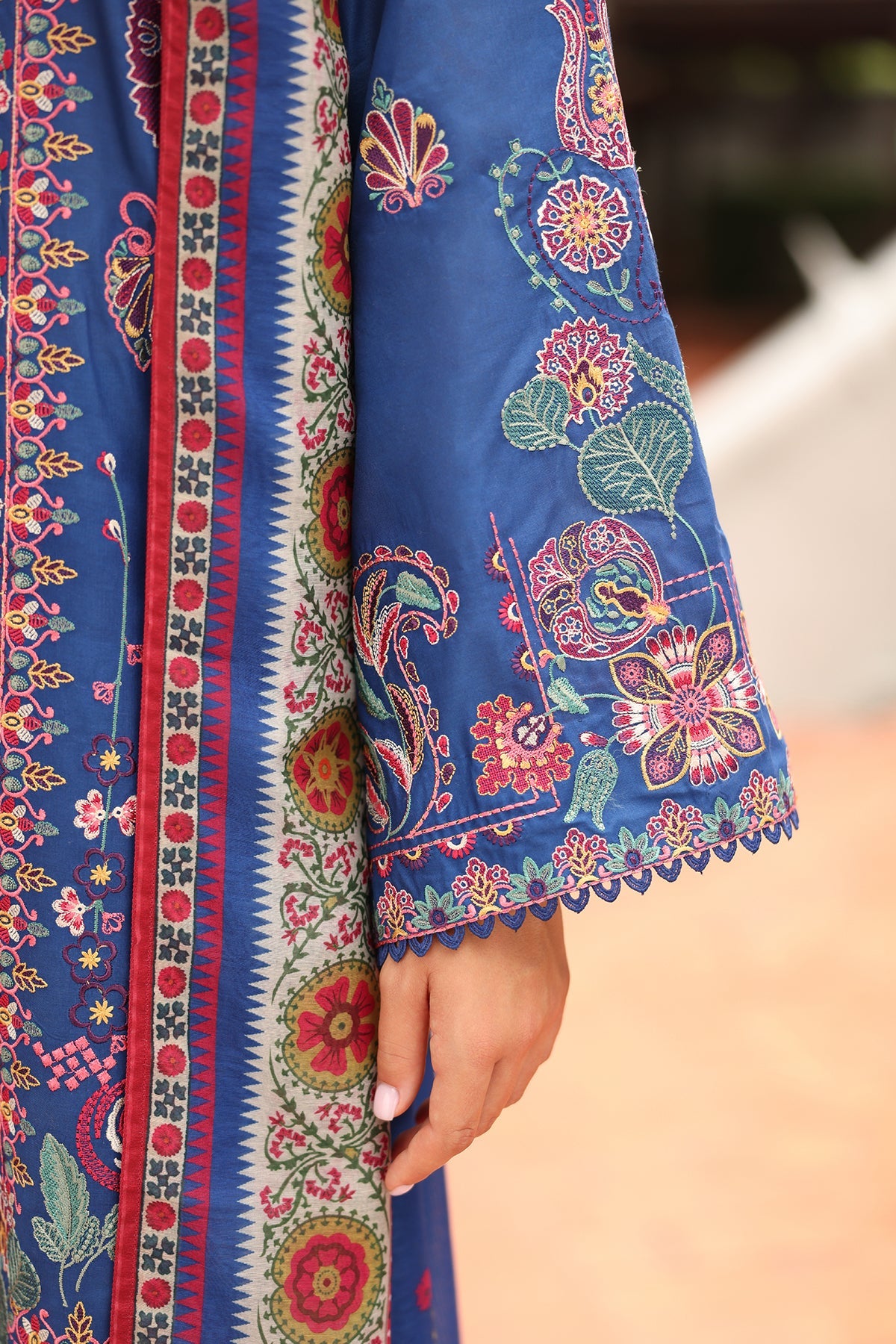 Baroque | Embroidered Lawn | SF-4251