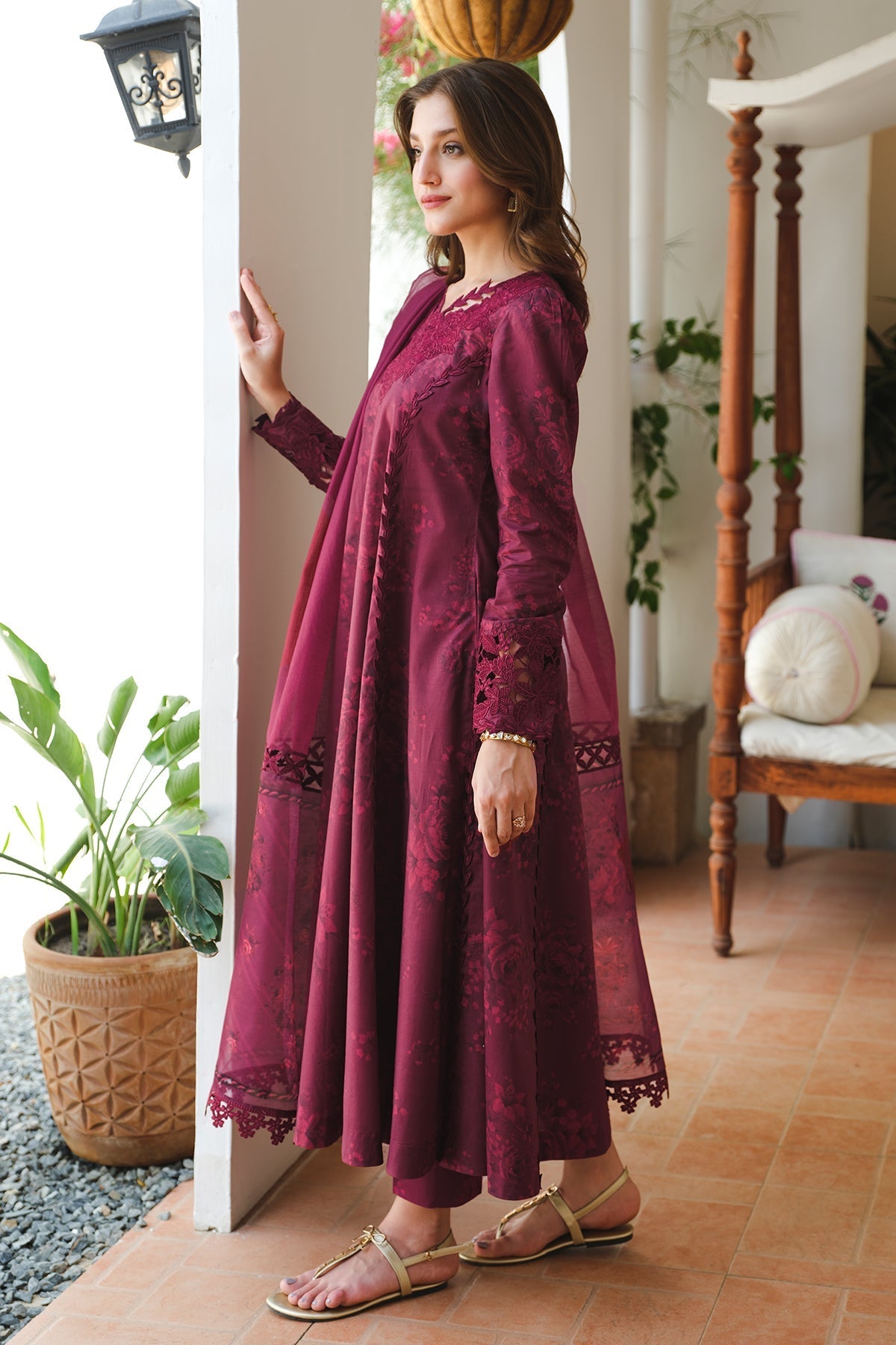Baroque | Embroidered Lawn | SF-645