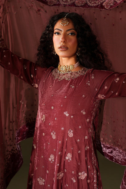 Iznik | Velvet 25 | IV-75 Embroidered Velvet