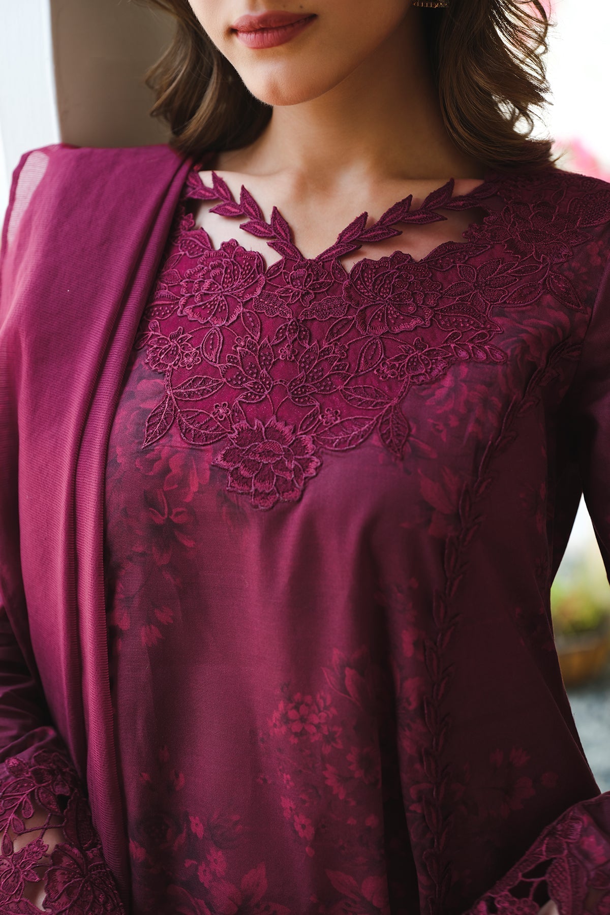 Baroque | Embroidered Lawn | SF-645