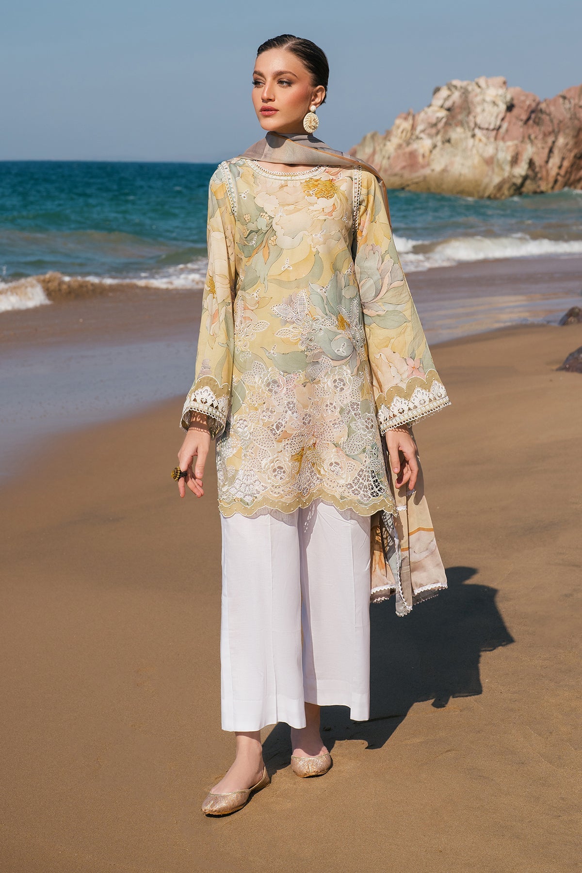 Baroque | Embroidered Lawn | SF-4120