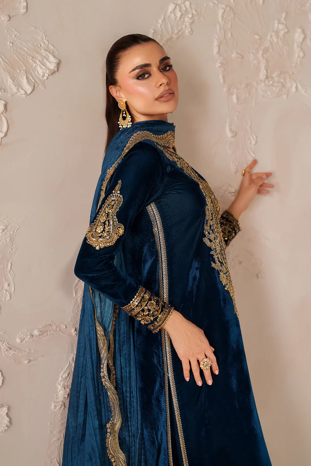 Baroque | EMBROIDERED VELVET | PR-1206