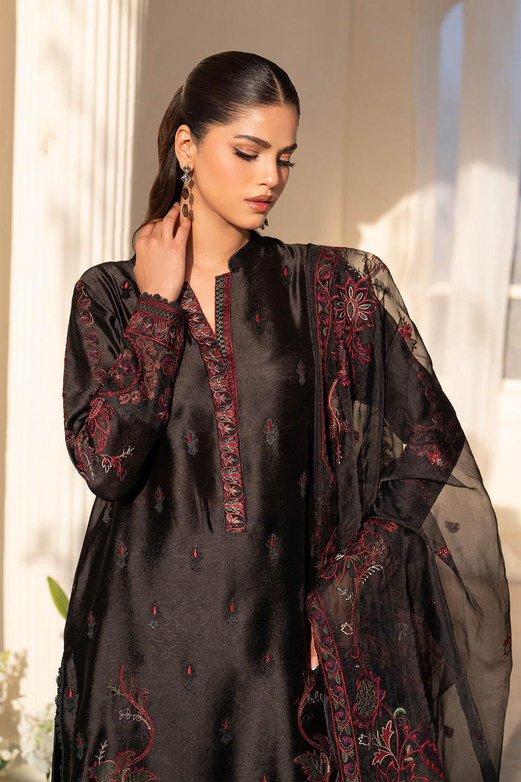 Iznik | Festive Formal | UE-434 Embroidered Pure silk