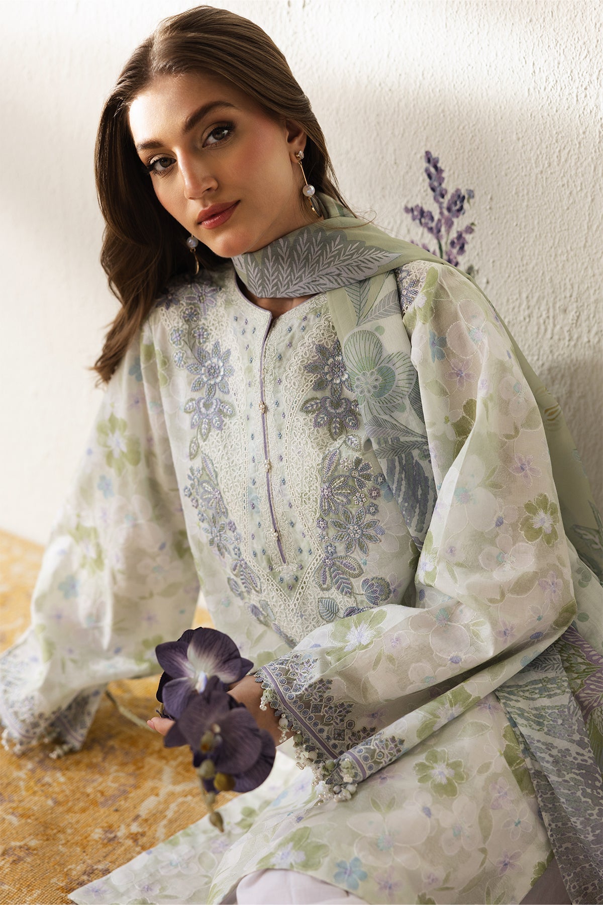 Baroque | Embroidered Lawn | SF-4425