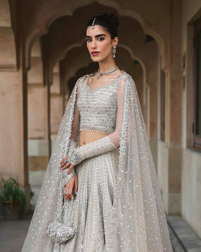 Faiza Saqlain | Averia Bridals | Una
