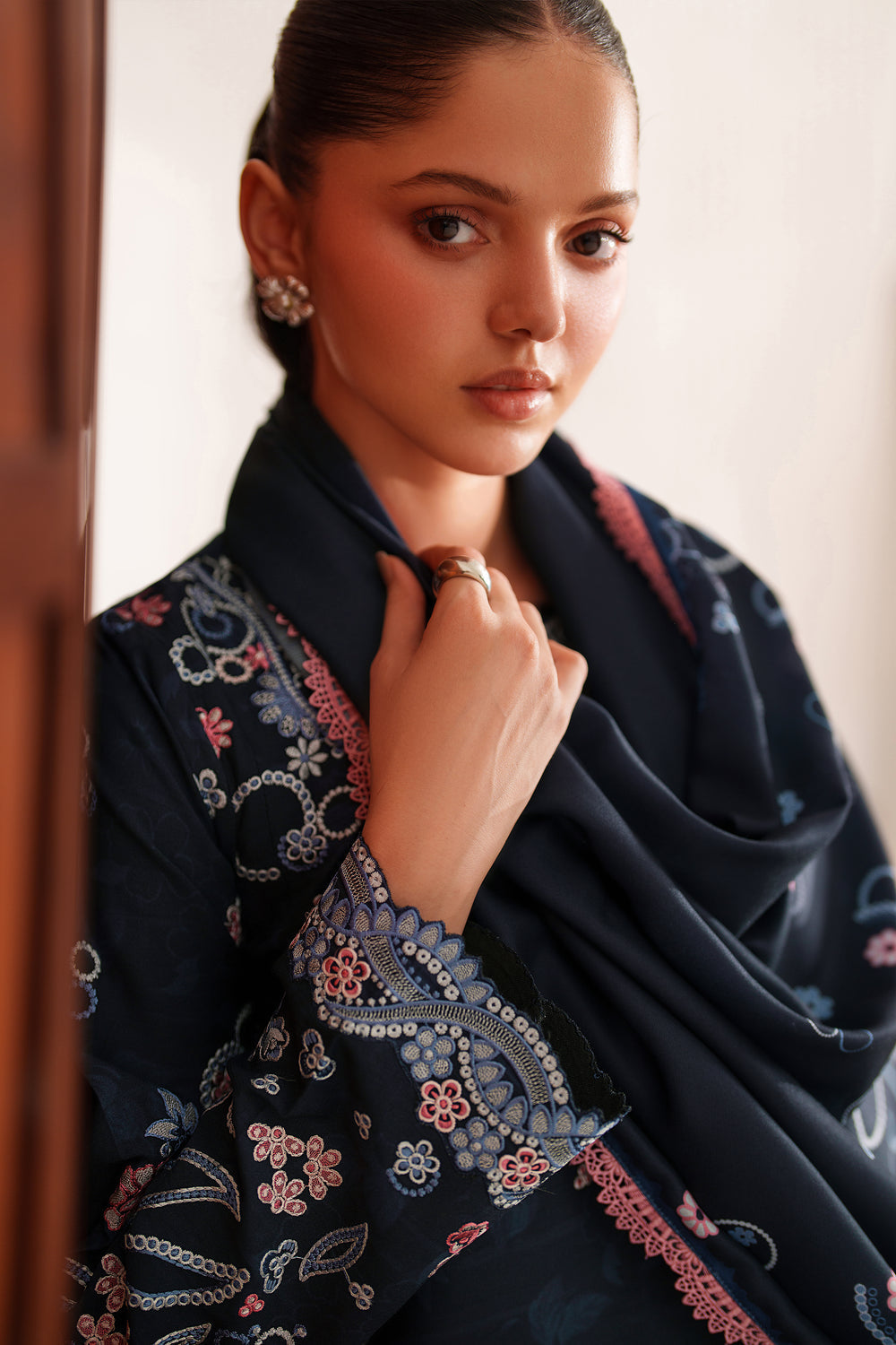 Farasha | Meline Premium Viscose 25 | Night Oak