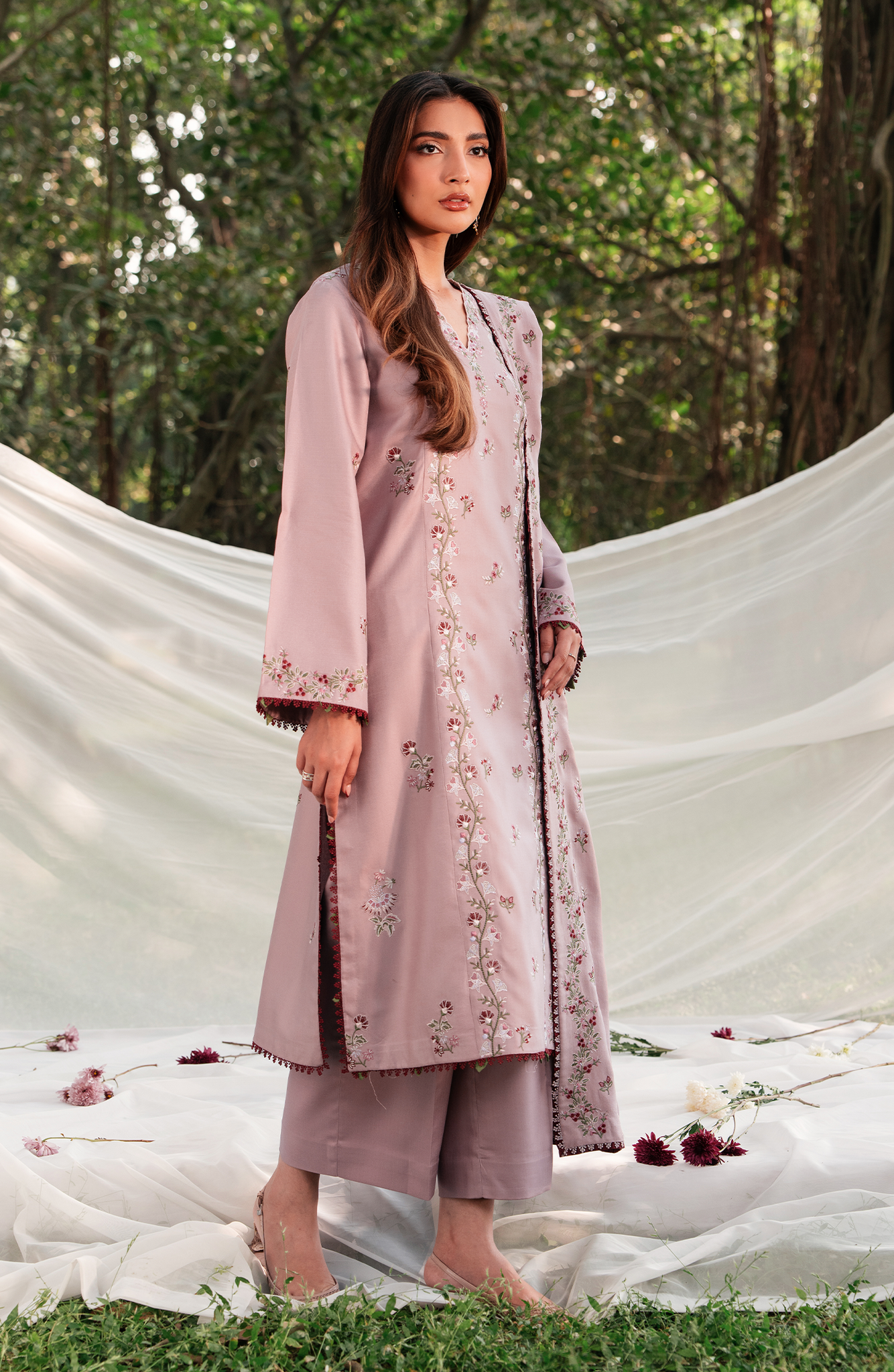 Seran | Enchanted Winter 25 | Elaris