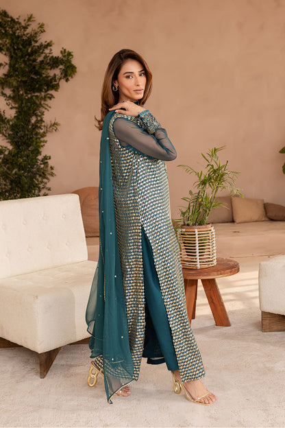 Vanya | Veranda Fromals |  VR-03