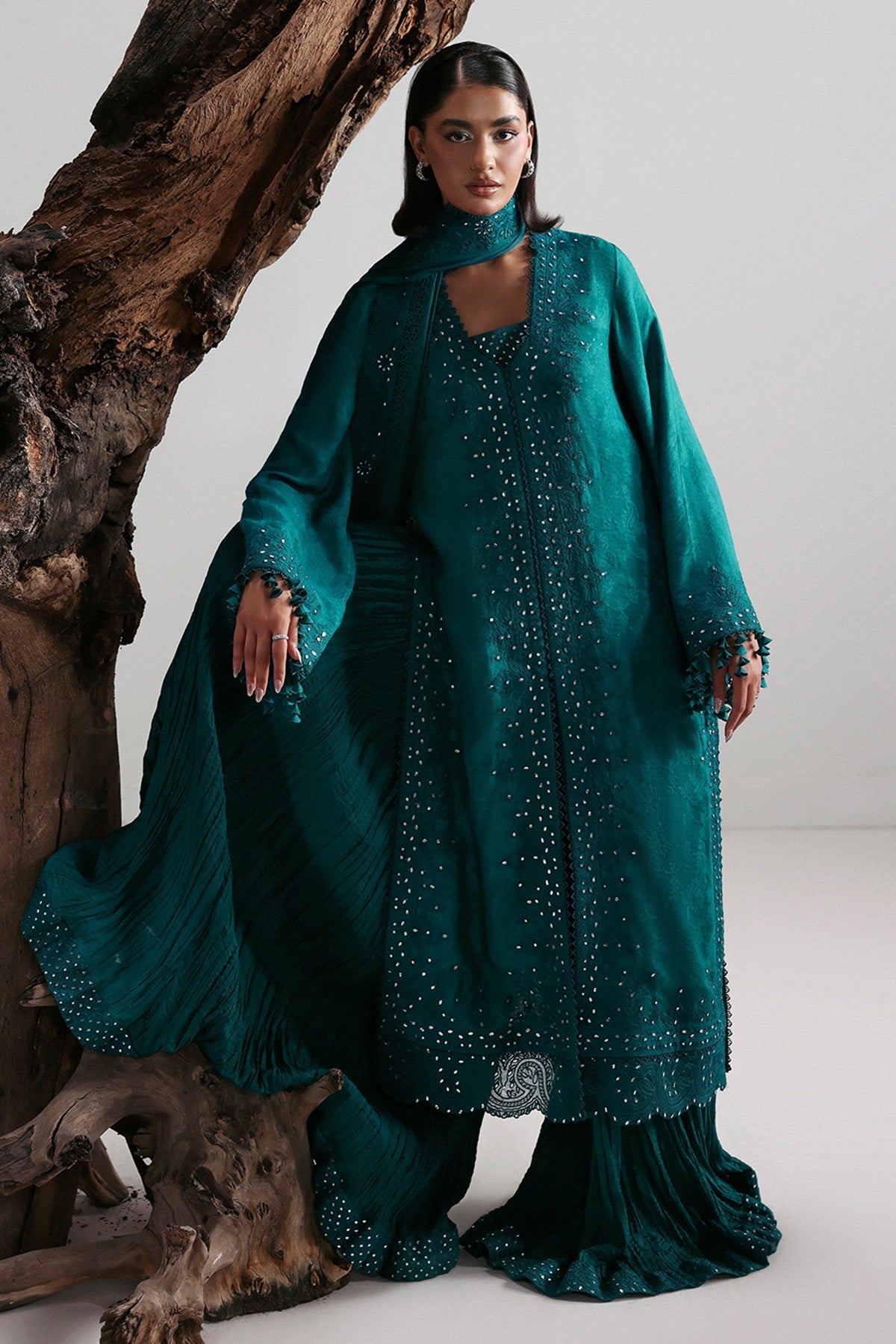 Afrozeh | Slate Ready to Wear | Valentena