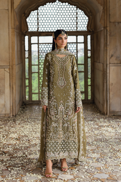 Emaan Adeel | Romansiyyah Luxury Formals | OLIVEA