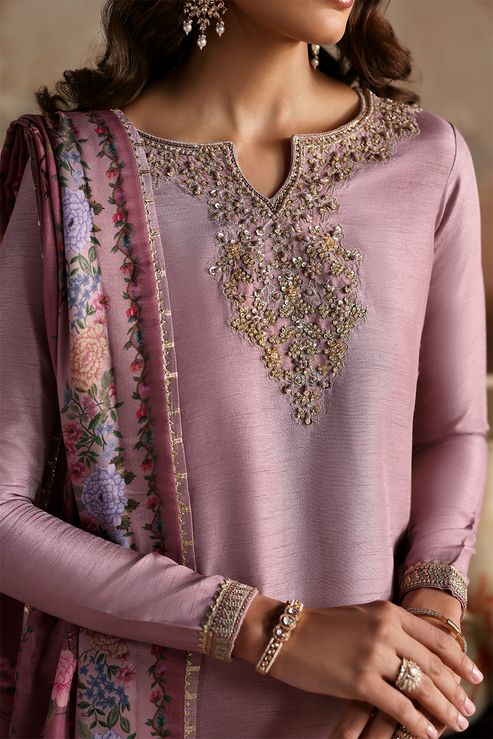 Emaan Adeel | Afsana e Silk | ZAREEN