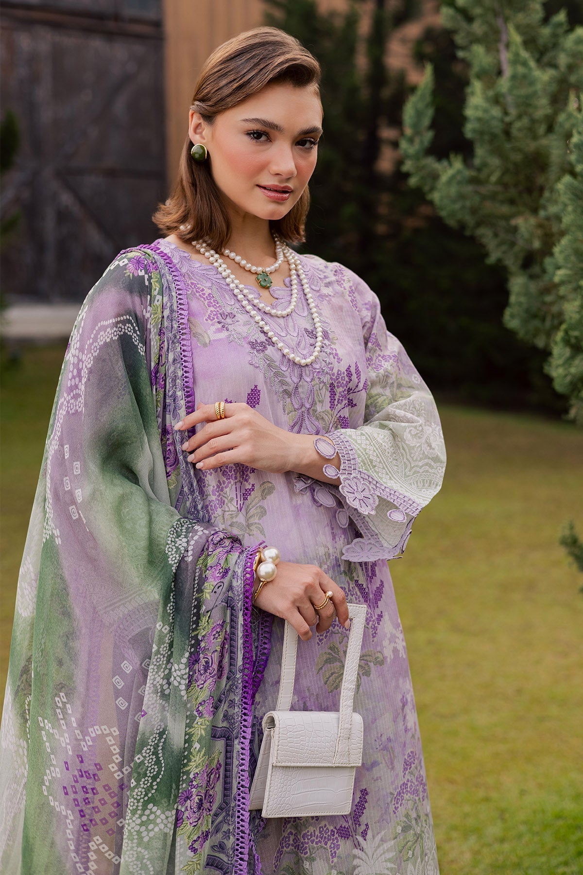 Nureh | Gardenia Lawn 26 | NSG-211