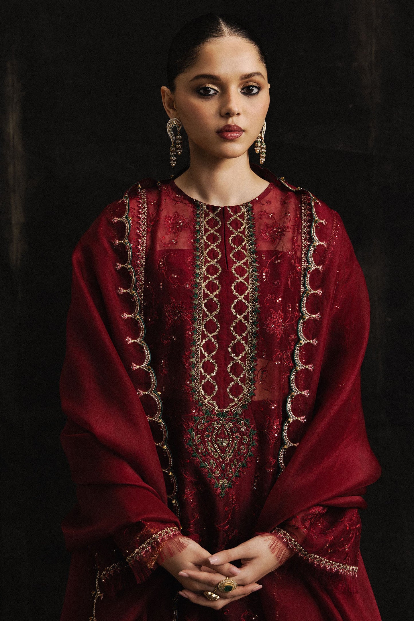 Zara Shahjahan | Studio Portraits | Baila