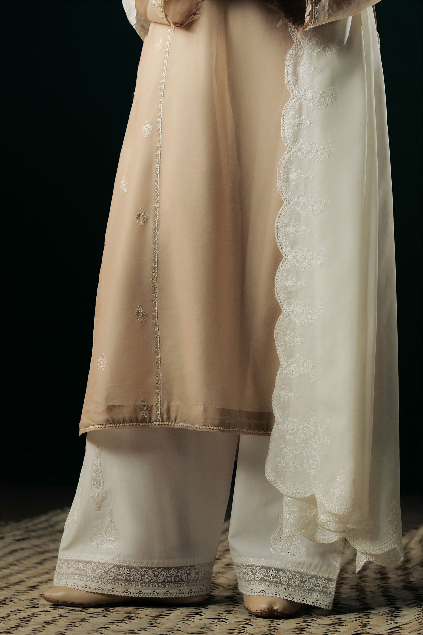 Zara Shahjahan | Eid Basics 2026 | Safaid-e-Gul