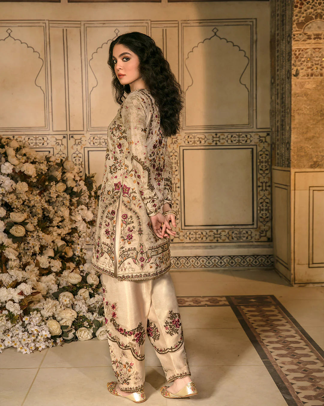 Faiza Saqlain | Amirah | Mehnaz