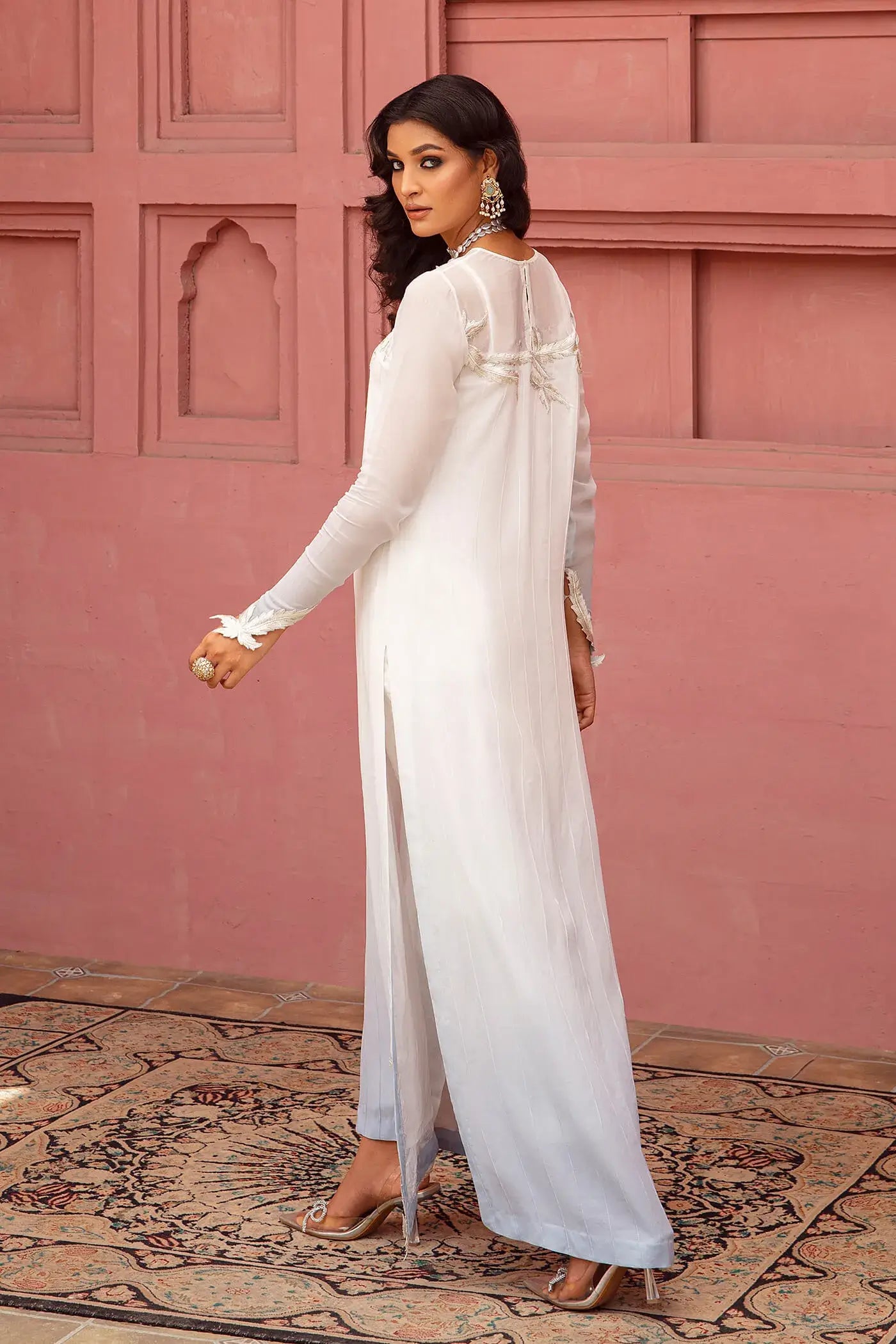 Nilofer Shahid | Nur e Subh Formals | Savera - House Of Anaya