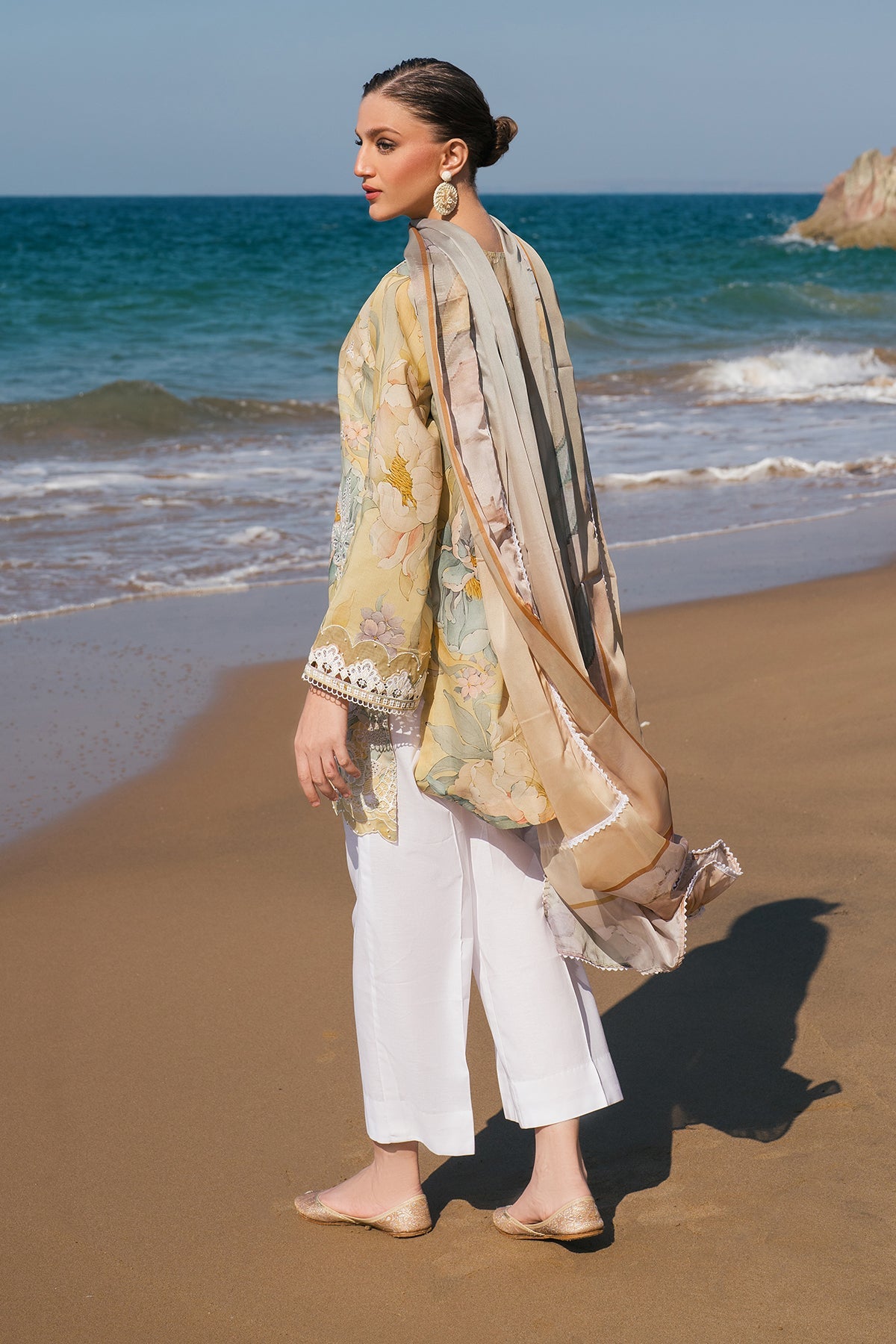 Baroque | Embroidered Lawn | SF-4120