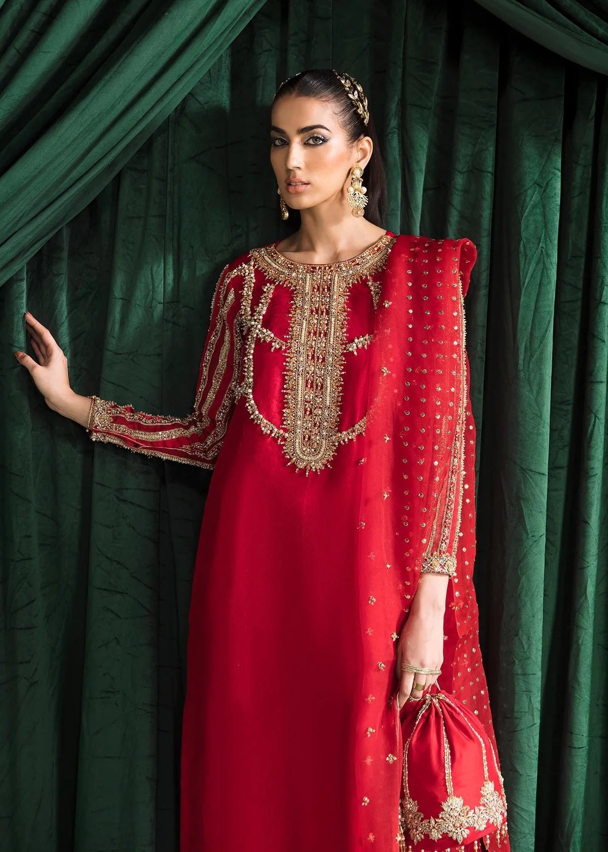 Kanwal Malik | Tesoro Collection | CHARISMA