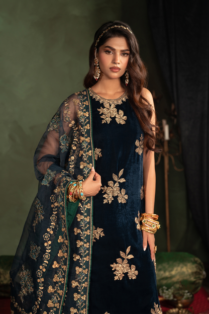 Iznik | Velvet 25 | IV-51 Embroidered Velvet