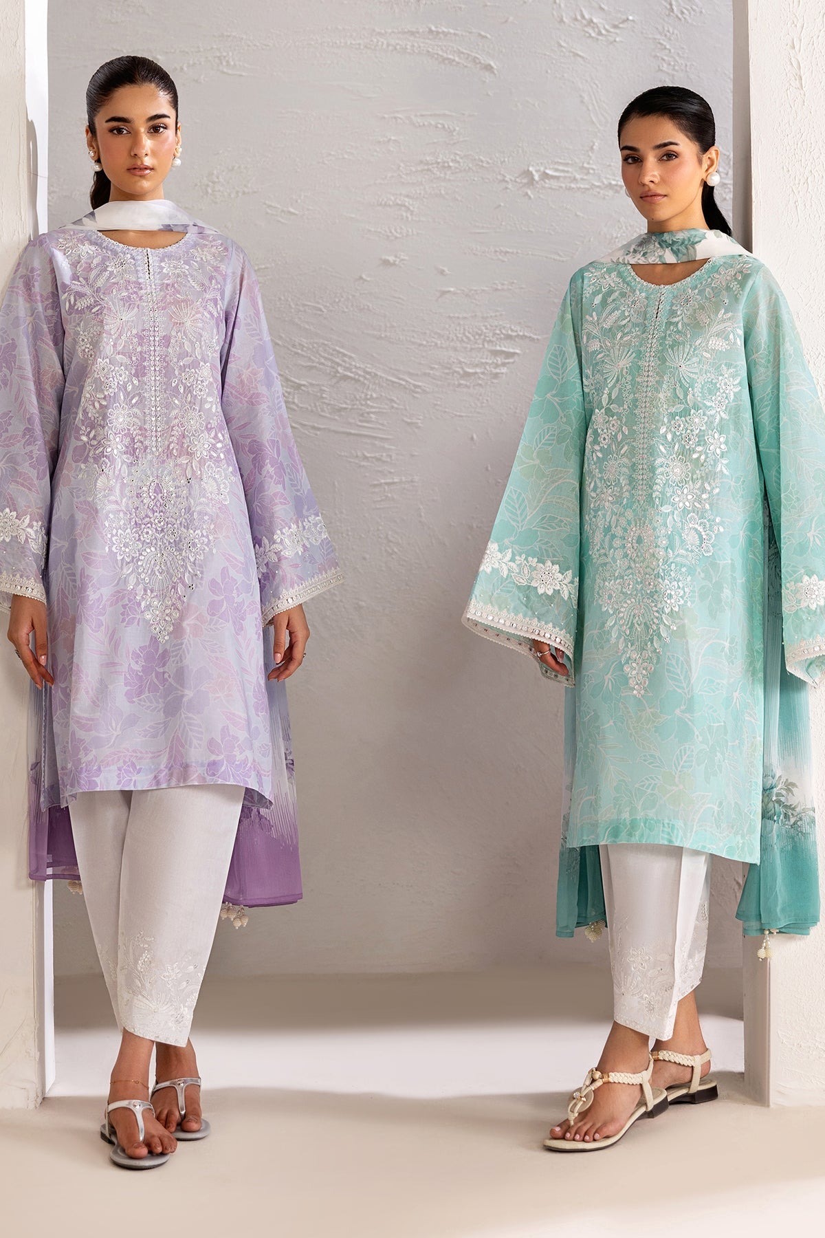 Baroque | Embroidered Lawn | SF-4450