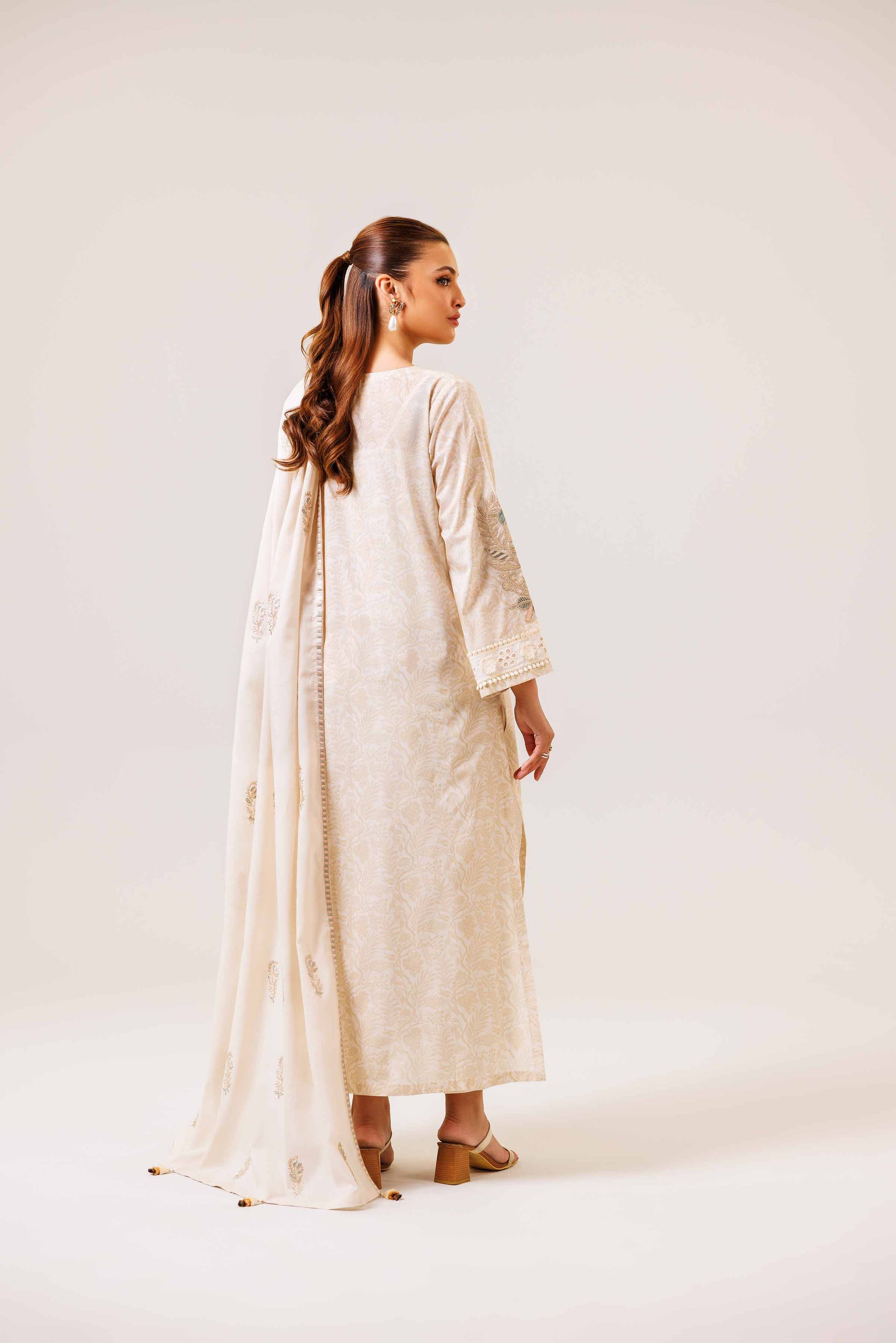 Nishat | Cross Season Edit | 42401985-1 - House Of Anaya