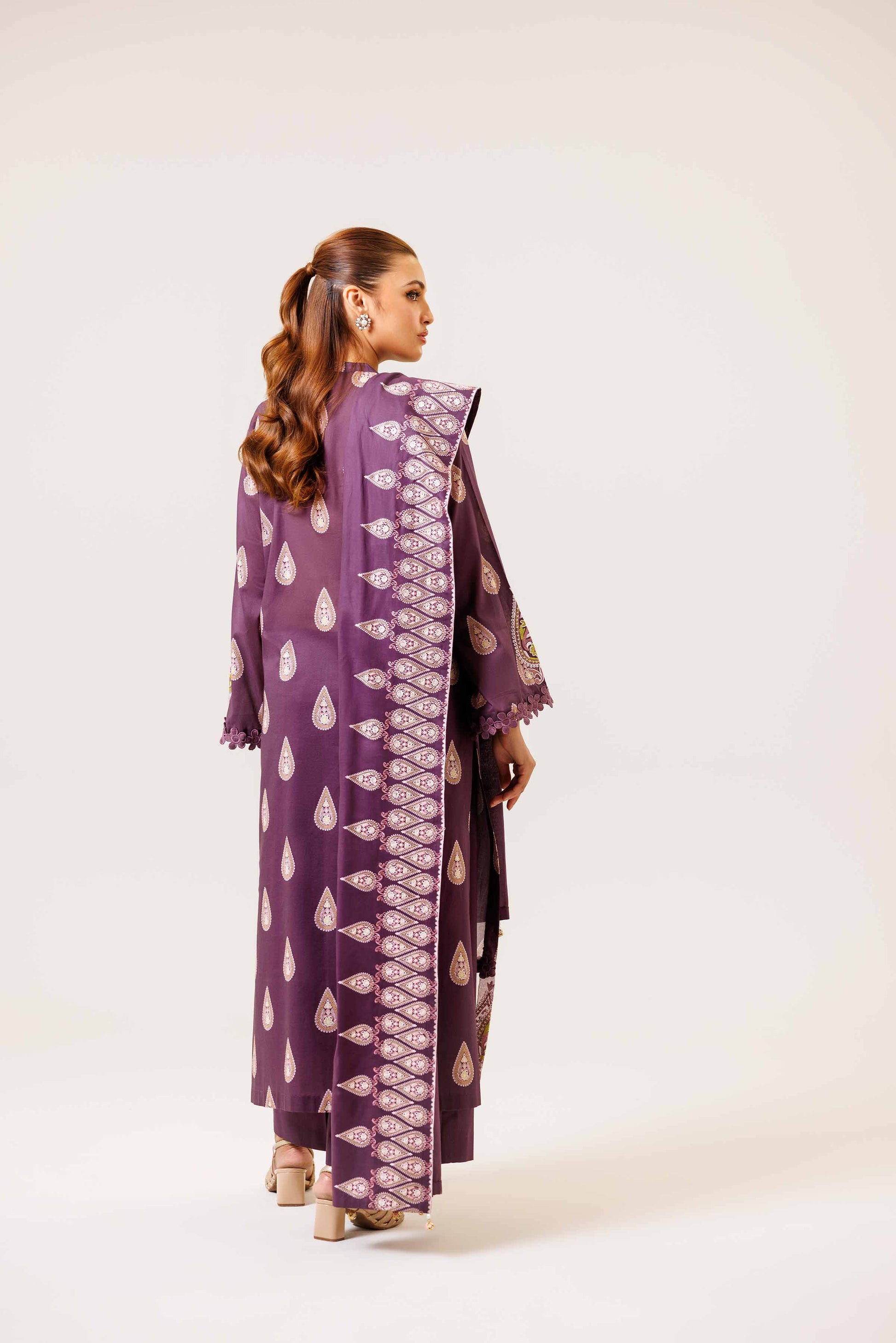 Nishat | Cross Season Edit | 42401986-1 - House Of Anaya