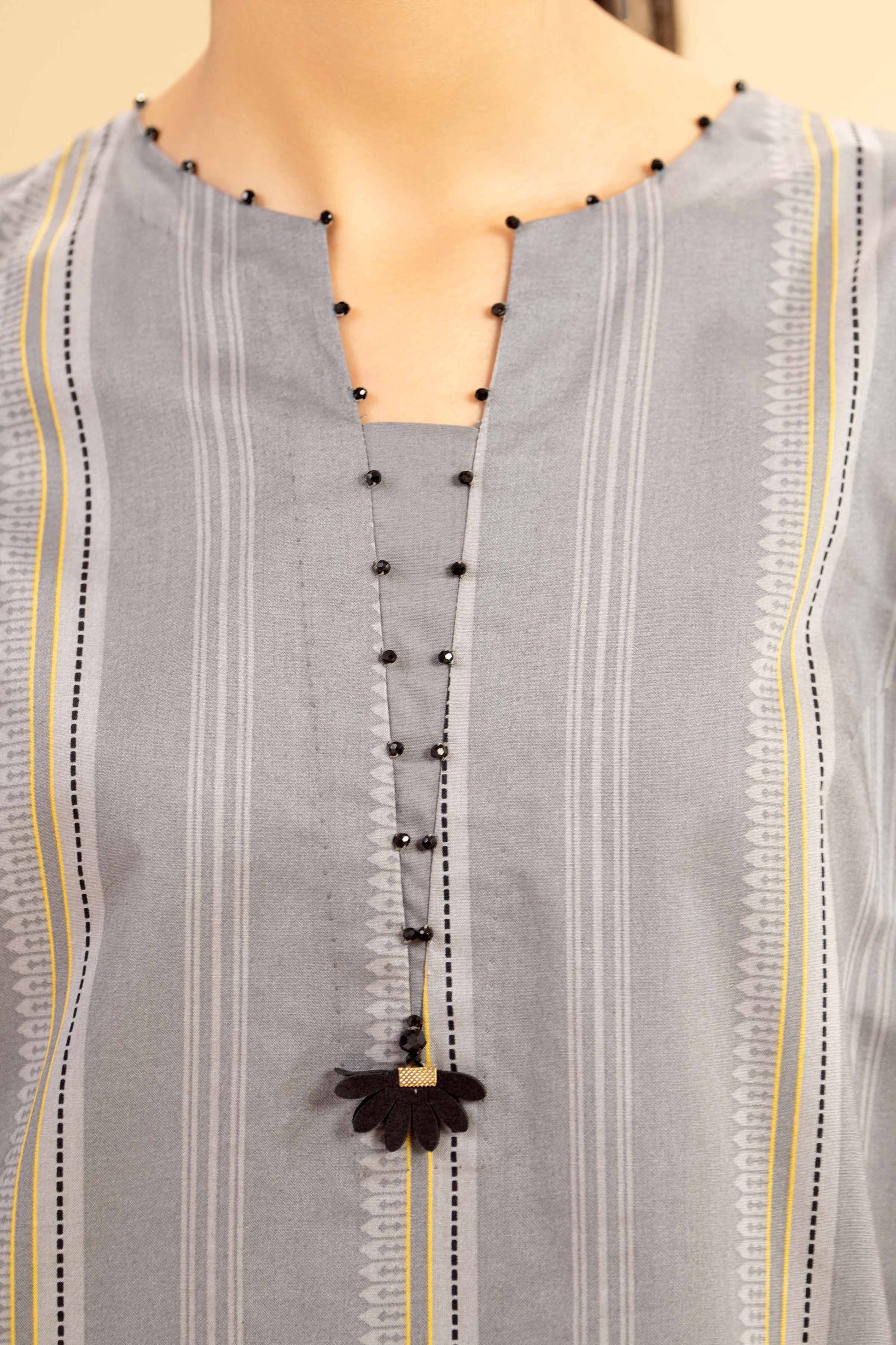 Nishat | Cross Season Edit | 42501075 - House Of Anaya