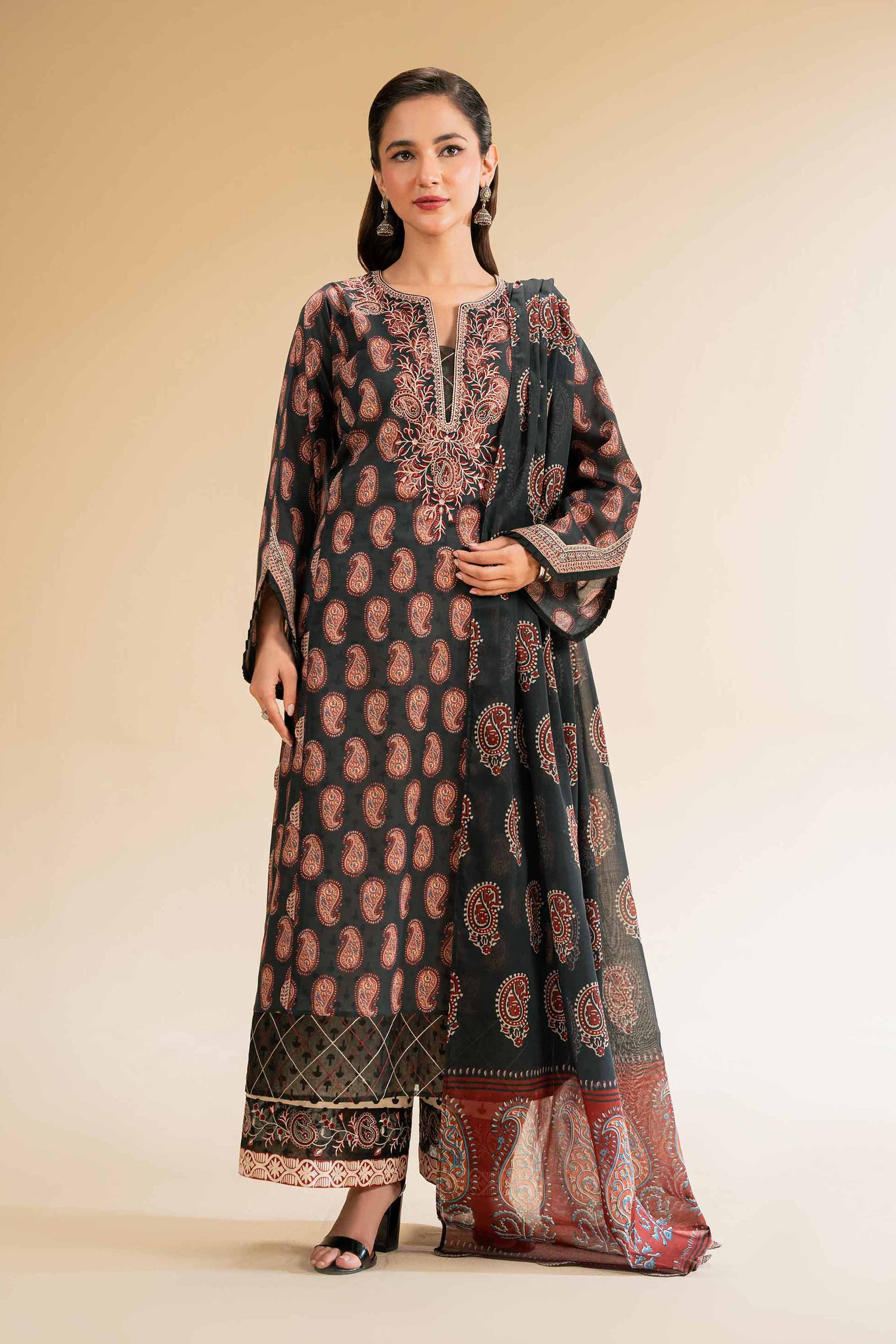 Nishat | Cross Season Edit | 42519175 - House Of Anaya