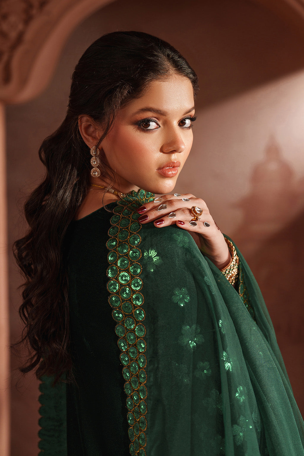 Iznik | Velvet 25 | IV-60 Embroidered Velvet