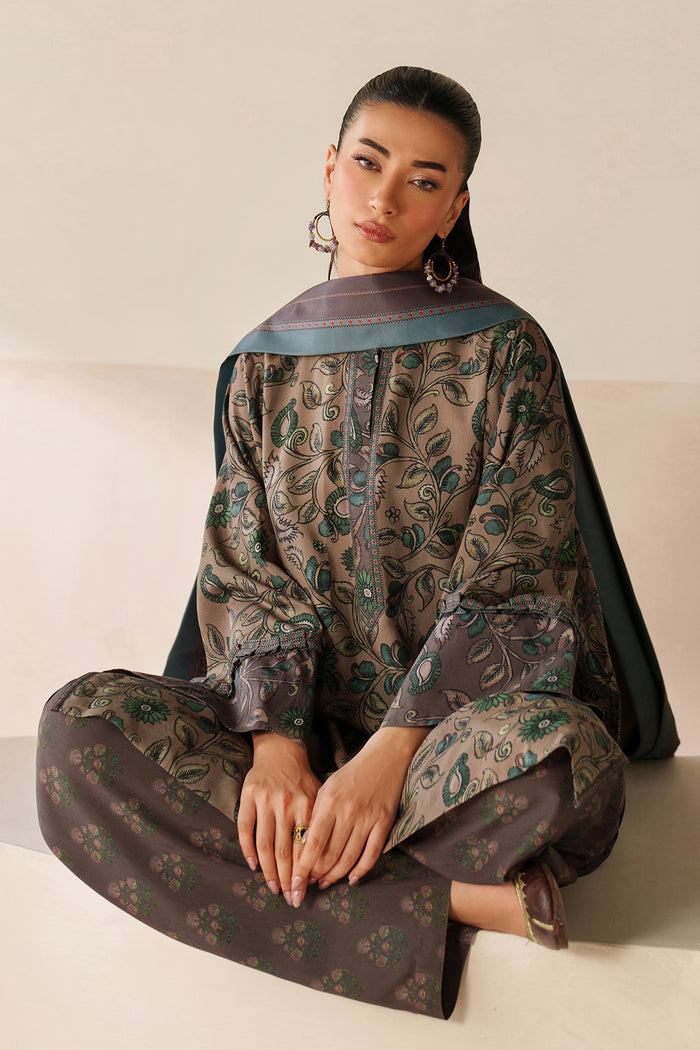 Baroque | Luxury Pret 25 | UF-4284