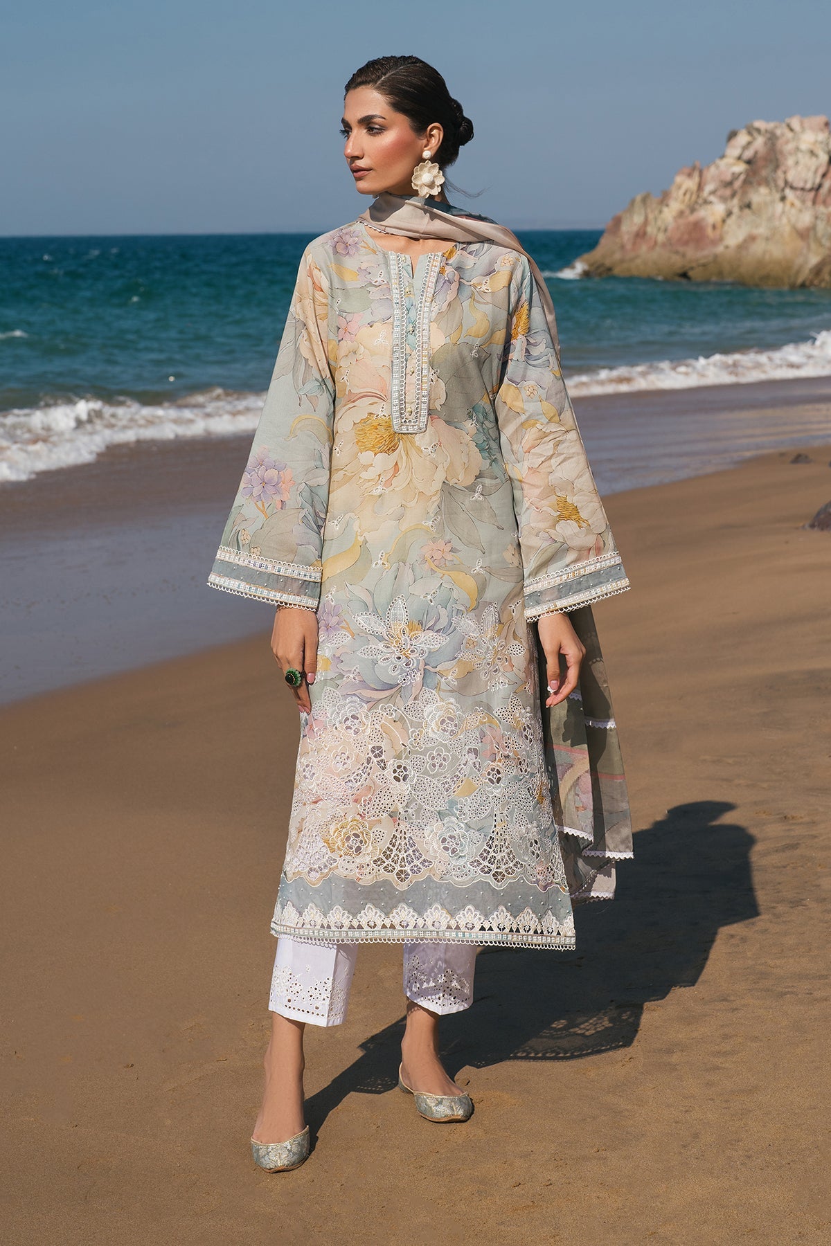 Baroque | Embroidered Lawn | SF-4121