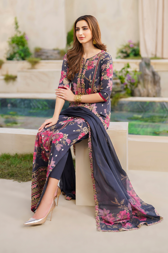 Iznik | Exclusive Lawn | SFL-12 EMBROIDERED LAWN