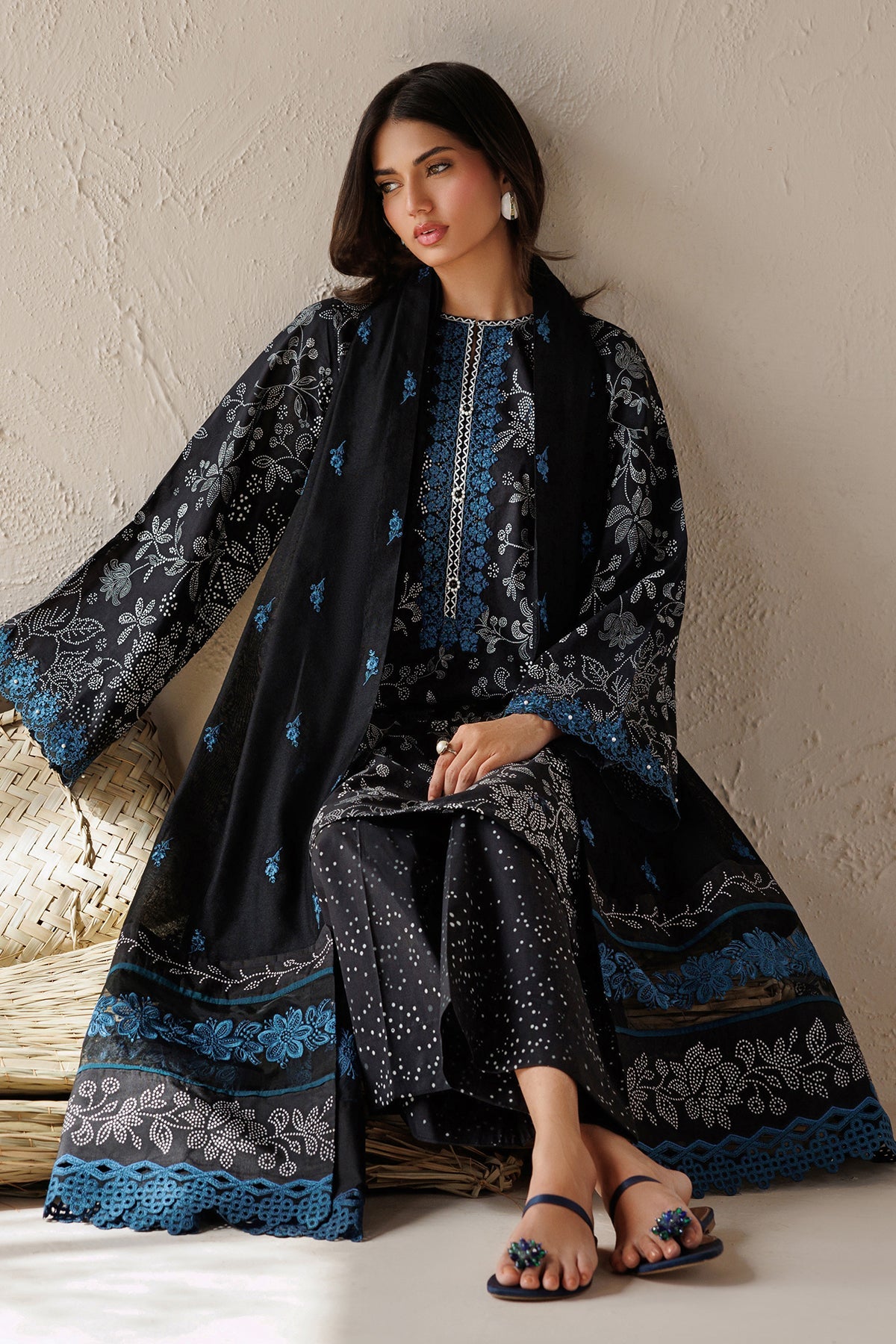 Baroque | Embroidered Lawn | SF-4518