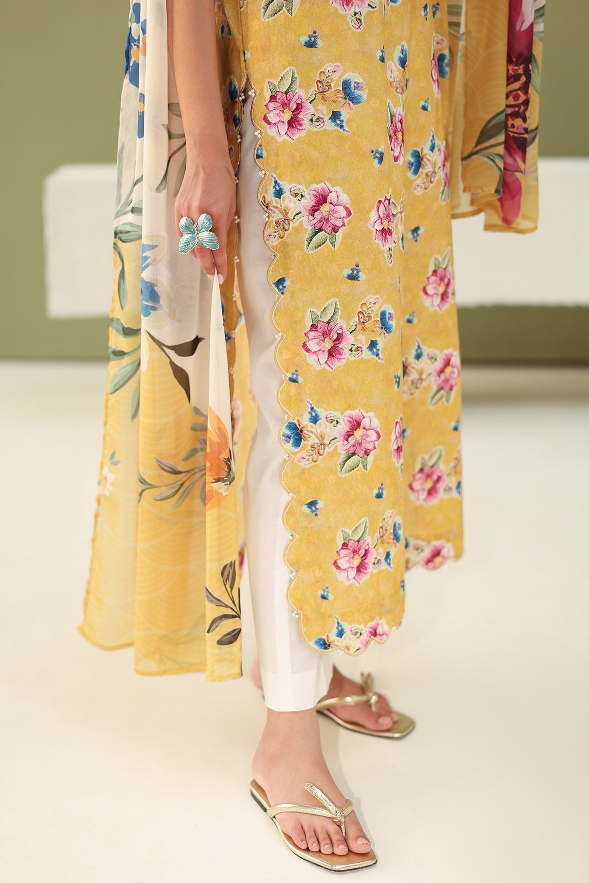 Baroque | Eid Printique | EMBROIDERED PRINTED LAWN UF-4182