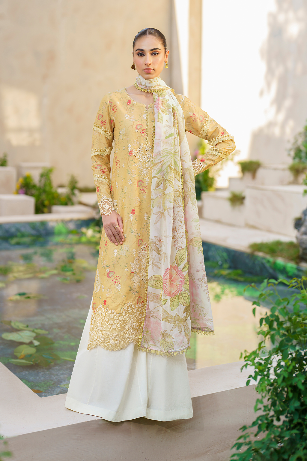Iznik | Festive lawn 24 | SFL-09 - House Of Anaya