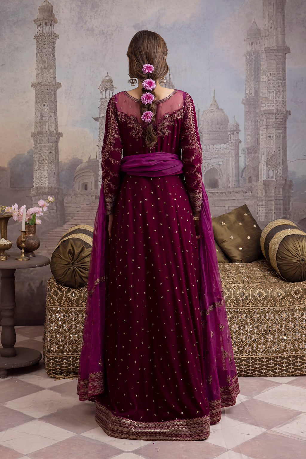 IZNIK | IV-24 RUMMANA - Riwayat-e-khas