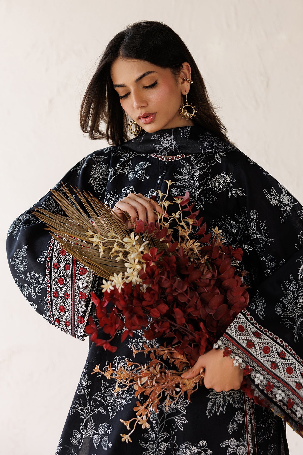 Baroque | Embroidered Lawn | SF-4514