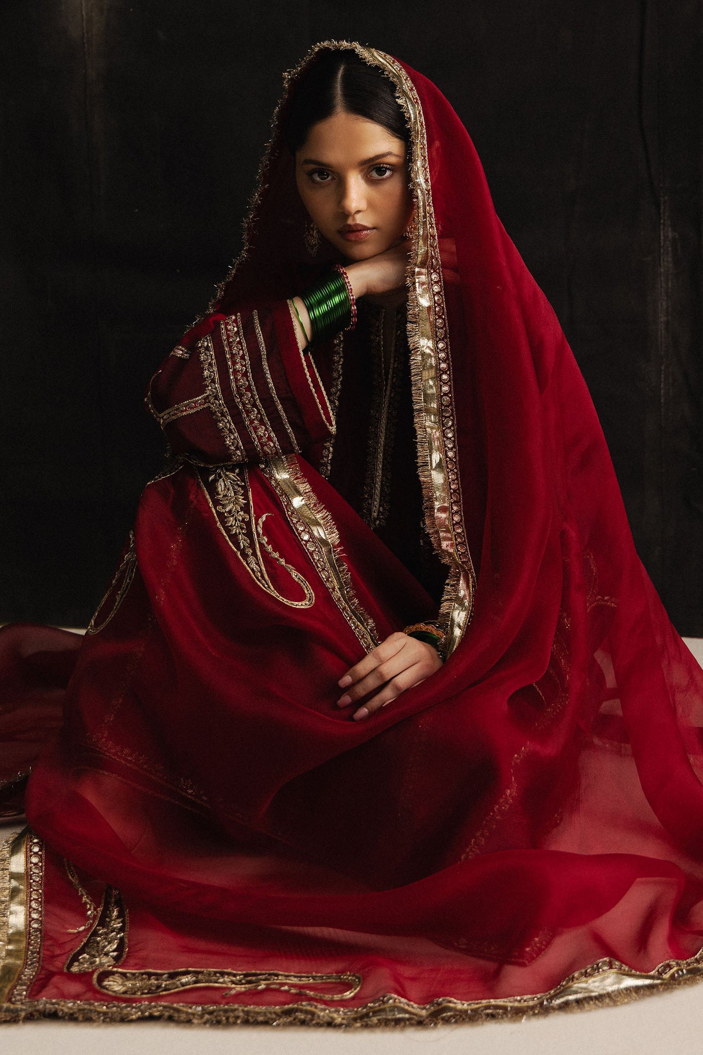 Zara Shahjahan | Studio Portraits | Raniya