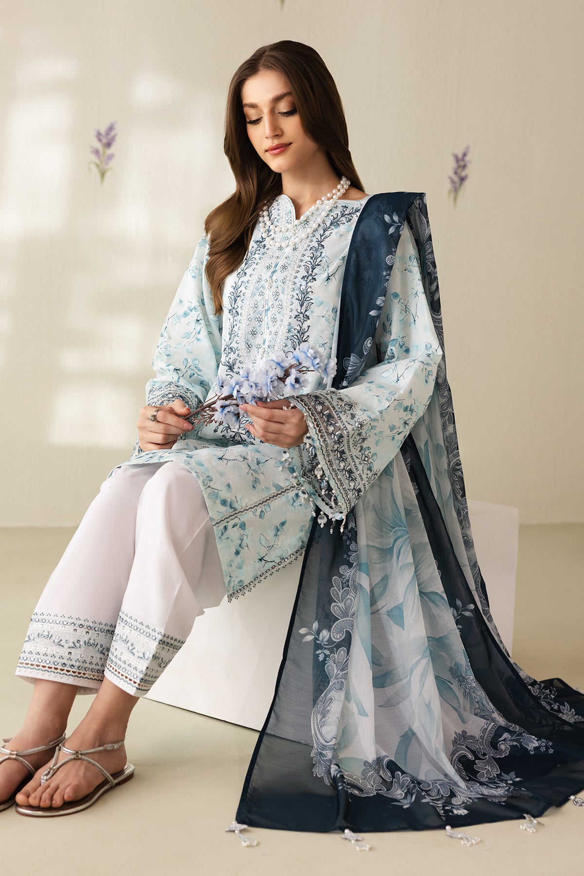 Baroque | Embroidered Lawn | SF-4422
