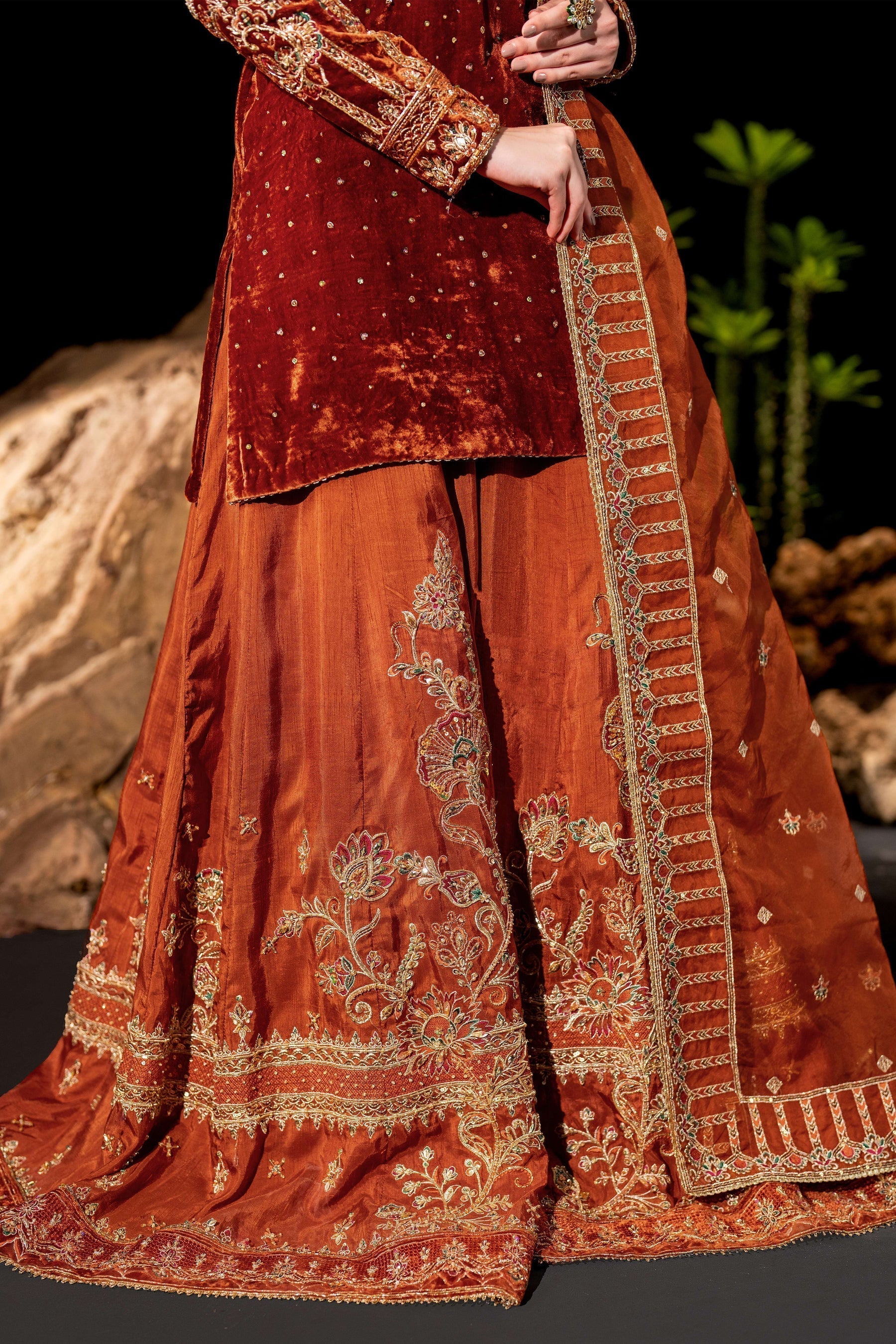 Naqshi | Makhmal 24 |  Amber - House Of Anaya